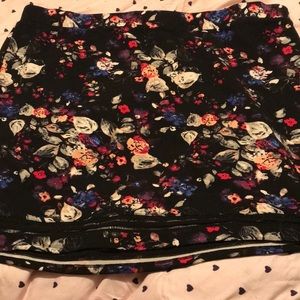Torrid floral bodycon skirt
